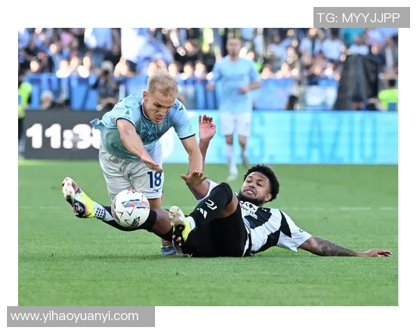 尤文图斯与拉齐奥球衣背后的故事与文化解析 尤文图斯与拉齐奥球衣背后的故事与文化解析