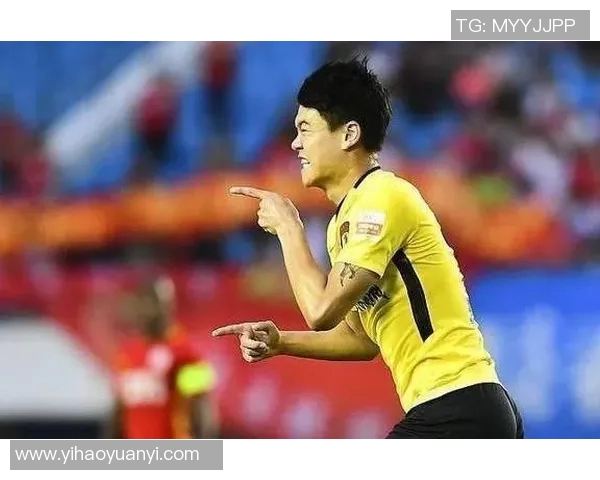 贺希宁：从足球新星到职业生涯的璀璨之路与未来展望